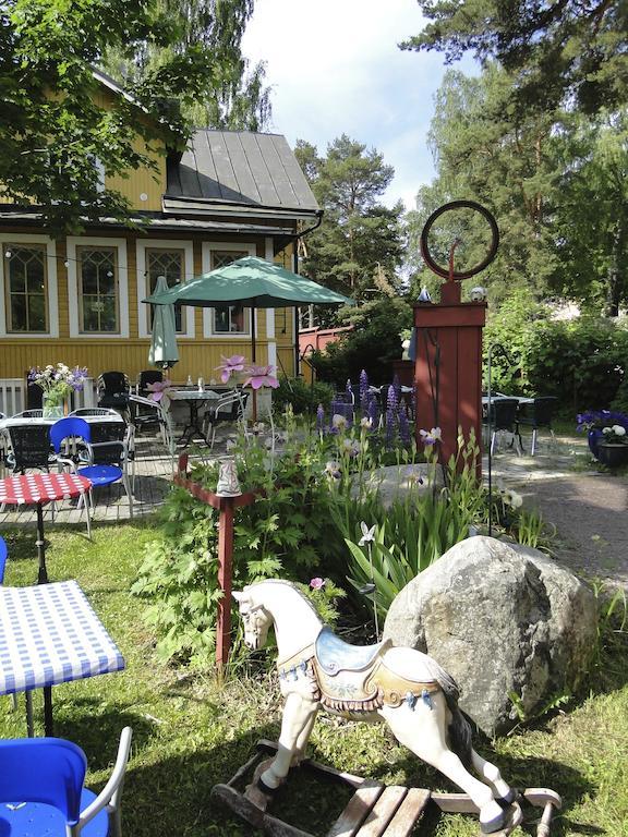 Hotel & Cafe Lanterna Науво Экстерьер фото