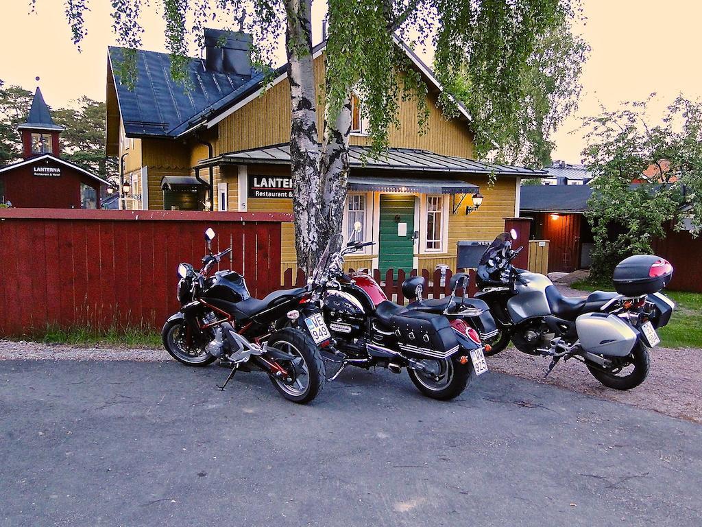 Hotel & Cafe Lanterna Науво Экстерьер фото